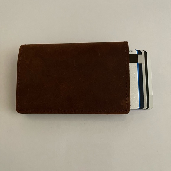 Minimalist wallet - Picture 2 of 9